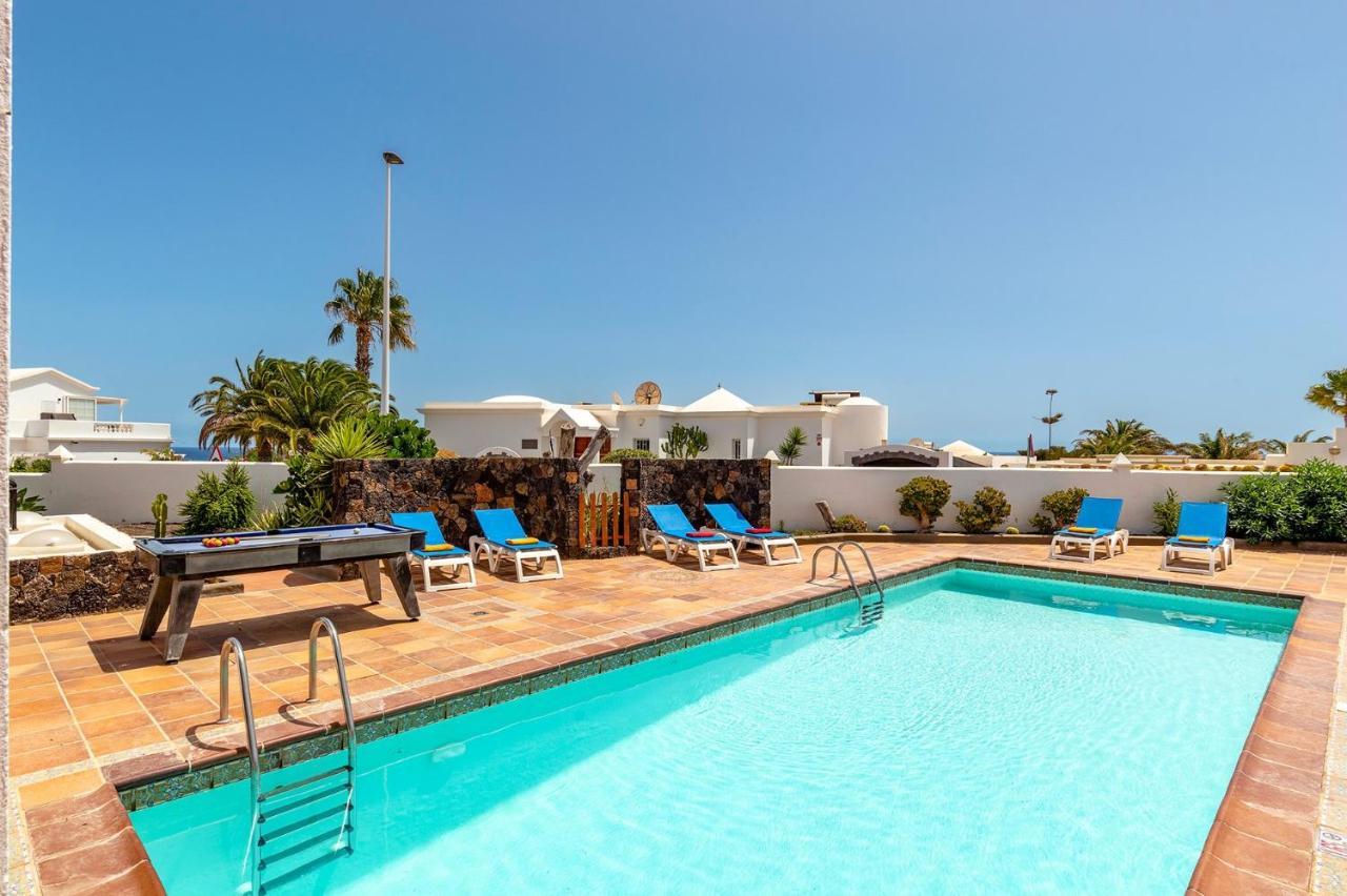 Villa Nikki By Villa Plus Puerto del Carmen  Exterior photo